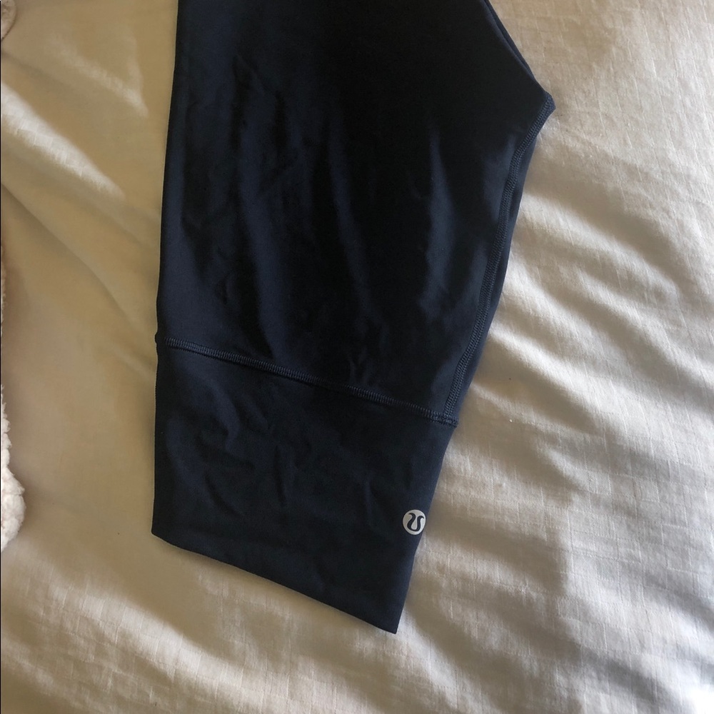 NAVY BLUE LULULEMON LEGGINGS